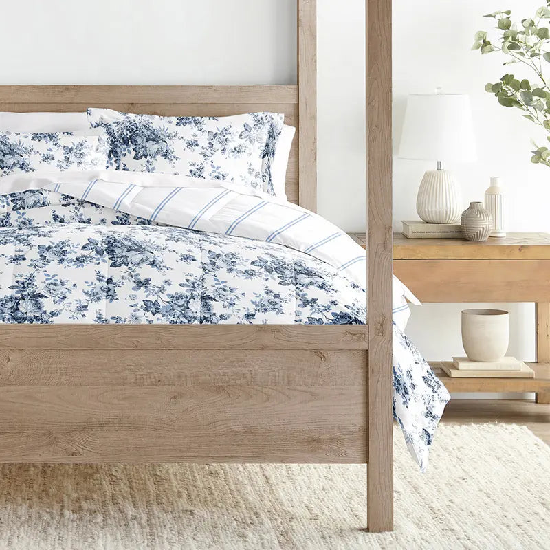 Blue and White Floral Reversible Comforter Set