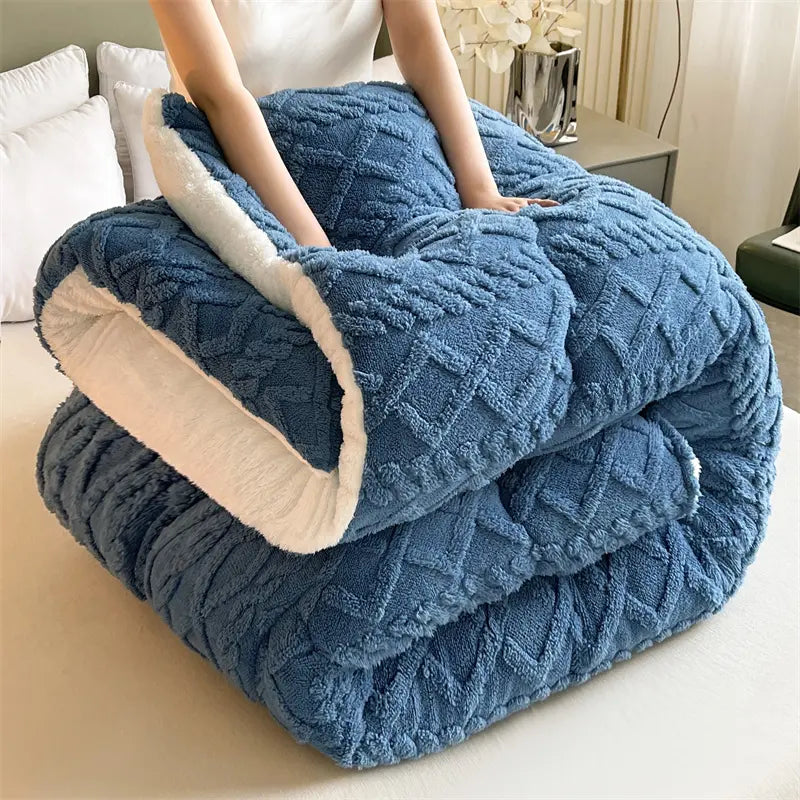 Blue Cable-Texture Fleece Comforter with White Lining