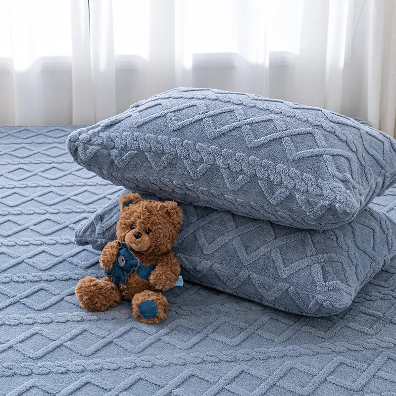 Blue Textured Fitted Bed Sheet with Zigzag Pattern