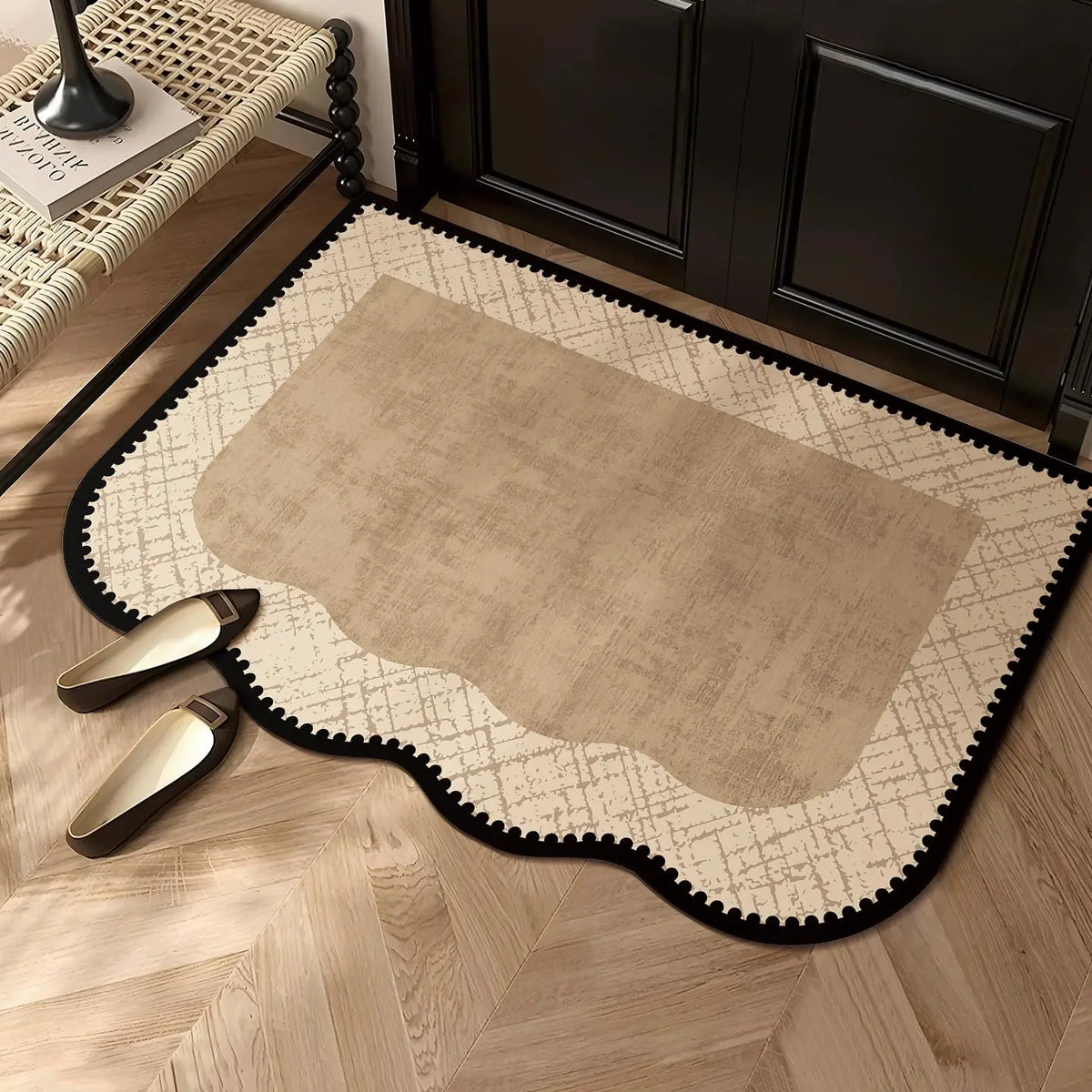 Scalloped Beige Entryway Mat with Black Trim
